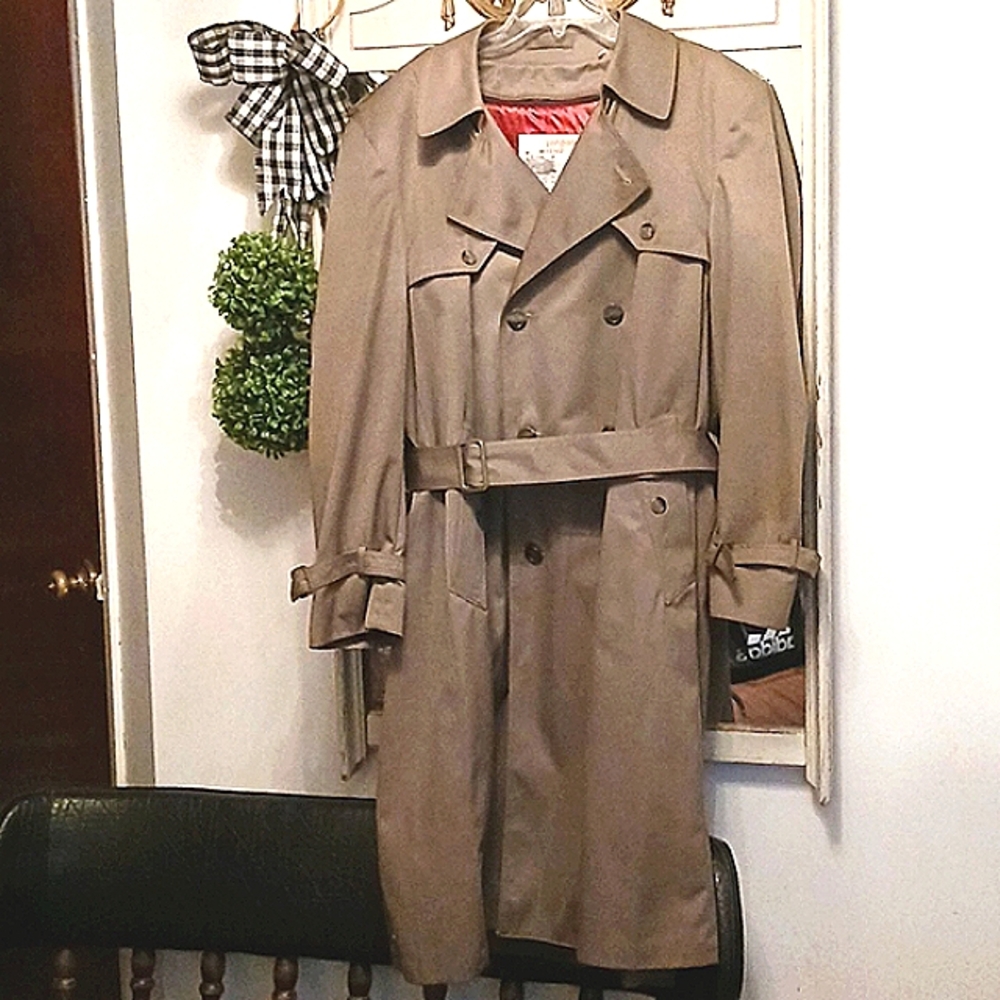 Classic!  Men's London Club ⚜️ Trench Coat  Zip Out Lining  46 Reg.